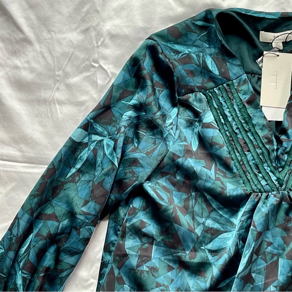 H by Halston teal & black abstract pattern long sleeve blouse - Picture 6 of 16